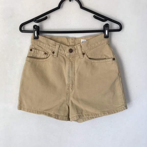 Levi's High Waisted Tan Denim Shorts 100% Cotton - Picture 5 of 8
